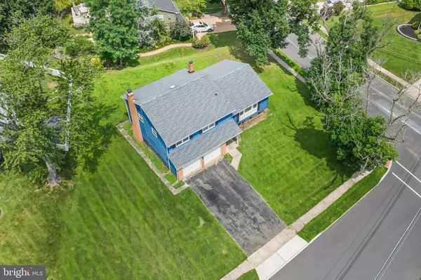 Cherry Hill, NJ 08003,645 CROYDEN DR