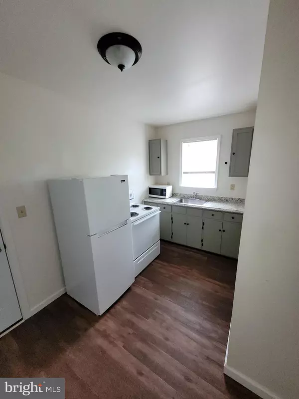 703 S. WASHINGTON ST #4, Berkeley Springs, WV 25411