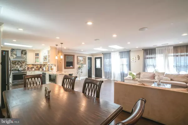 Sterling, VA 20164,1114 S DICKENSON AVE