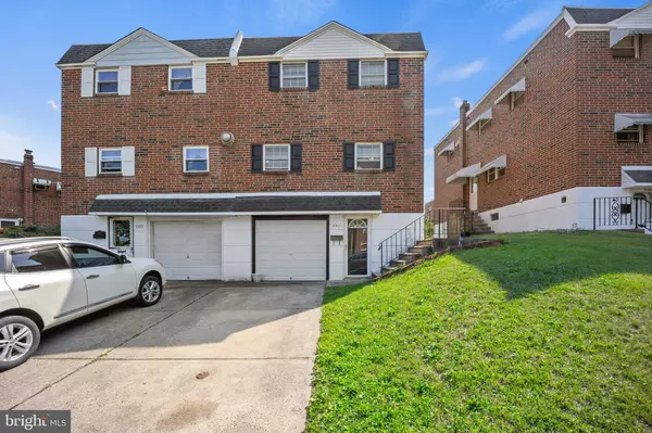 8411 STRAHLE TER, Philadelphia, PA 19111
