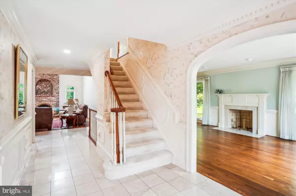 Rockville, MD 20855,16429 EQUESTRIAN LN
