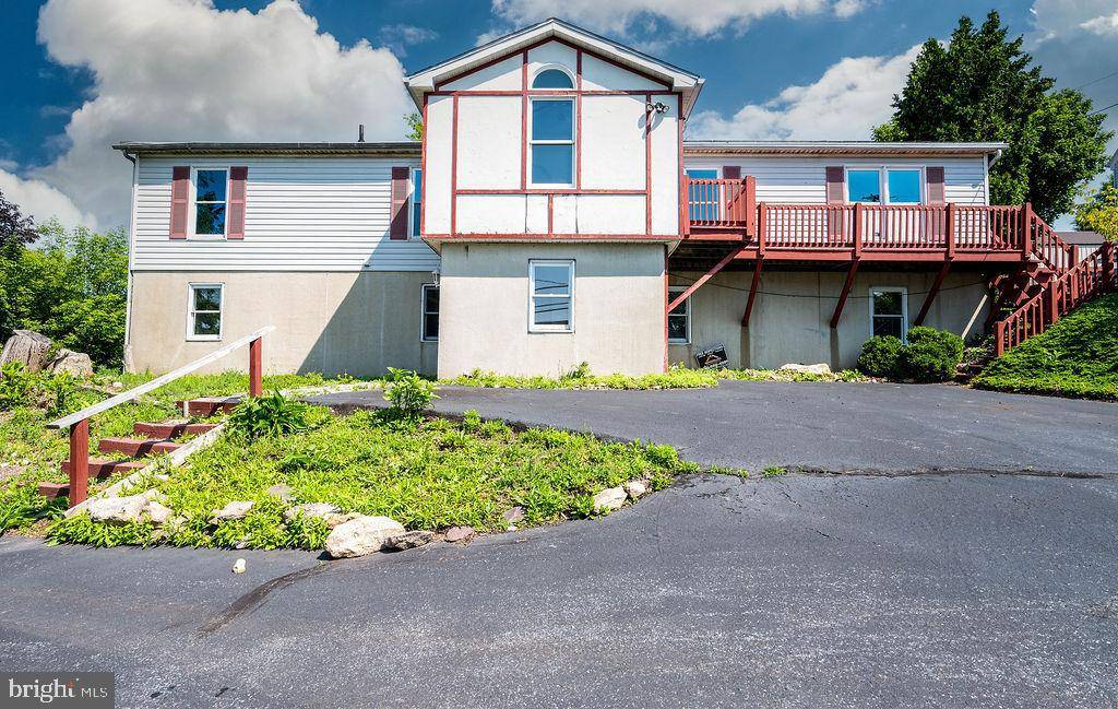Frackville, PA 17931,27 E SPRING ST