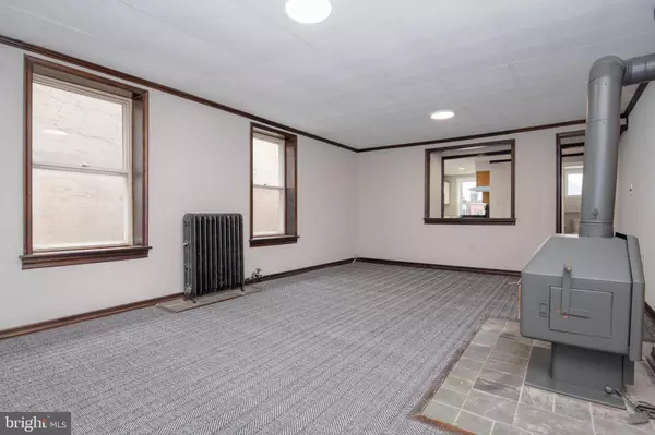 Baltimore, MD 21217,2522 MADISON AVE #2