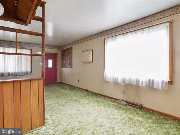 Cumberland, MD 21502,411-413 S CEDAR ST