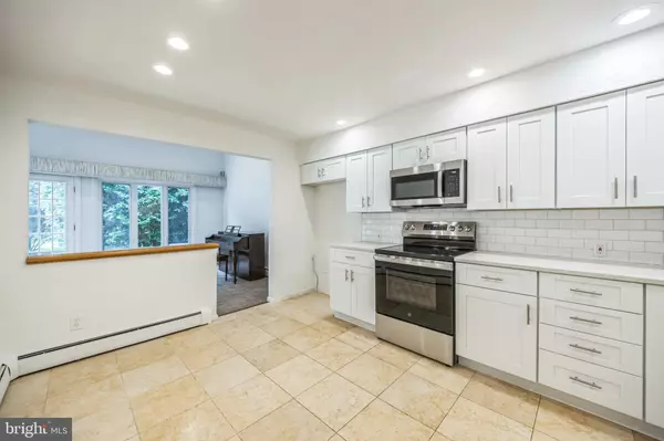 Cherry Hill, NJ 08003,24 CENTURA