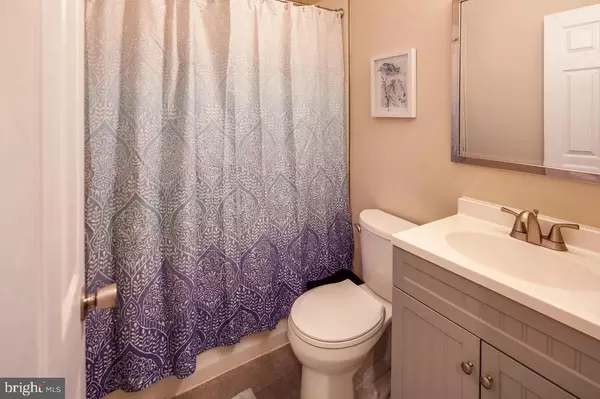 Philadelphia, PA 19104,4245 OGDEN ST #1