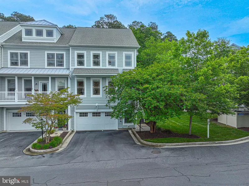 11962 W WAR DANCER LN #105, Berlin, MD 21811