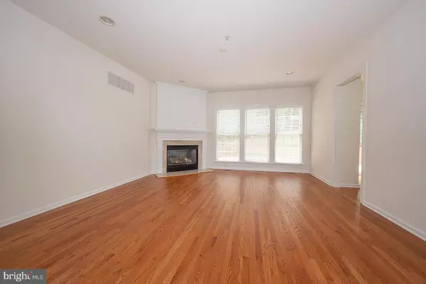Newtown Square, PA 19073,206 EXCALIBUR DR