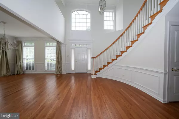 Newtown Square, PA 19073,206 EXCALIBUR DR