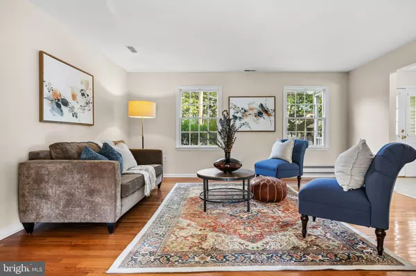 Moorestown, NJ 08057,310 S WASHINGTON AVE