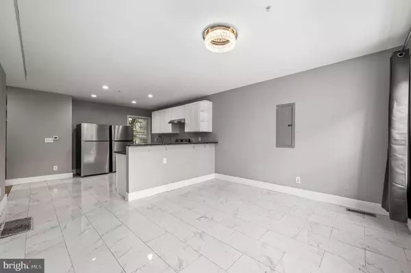 Philadelphia, PA 19121,1719 W NORRIS ST