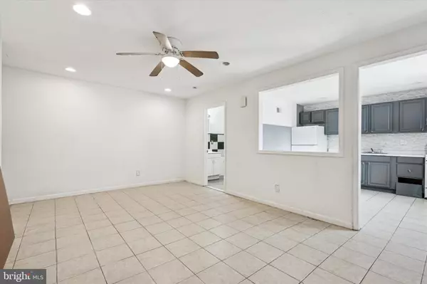 Philadelphia, PA 19131,5669 W BERKS ST