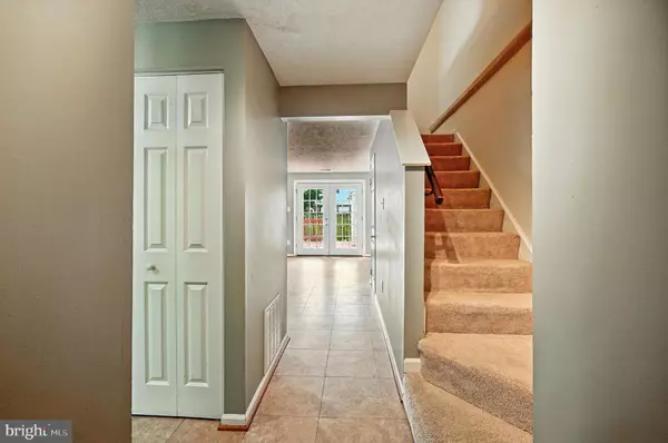 Woodbridge, VA 22193,4751 HEDRICK LN