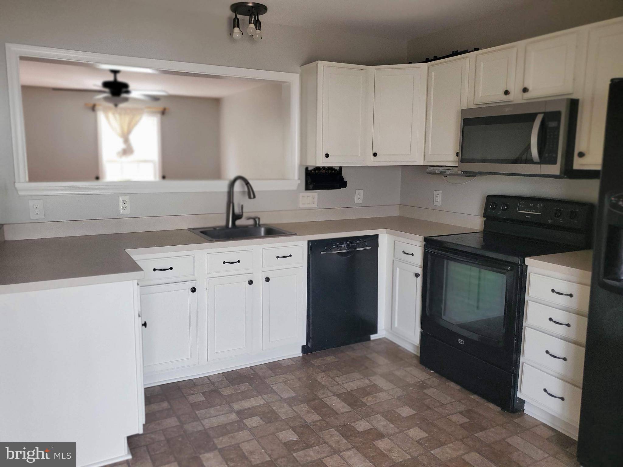 Warrenton, VA 20186,557 HIGHLAND TOWNE LN