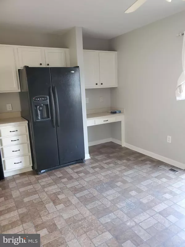 Warrenton, VA 20186,557 HIGHLAND TOWNE LN