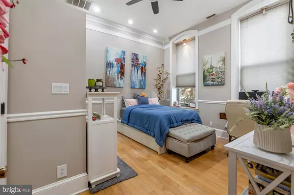 Philadelphia, PA 19146,1326 S BROAD ST #1F