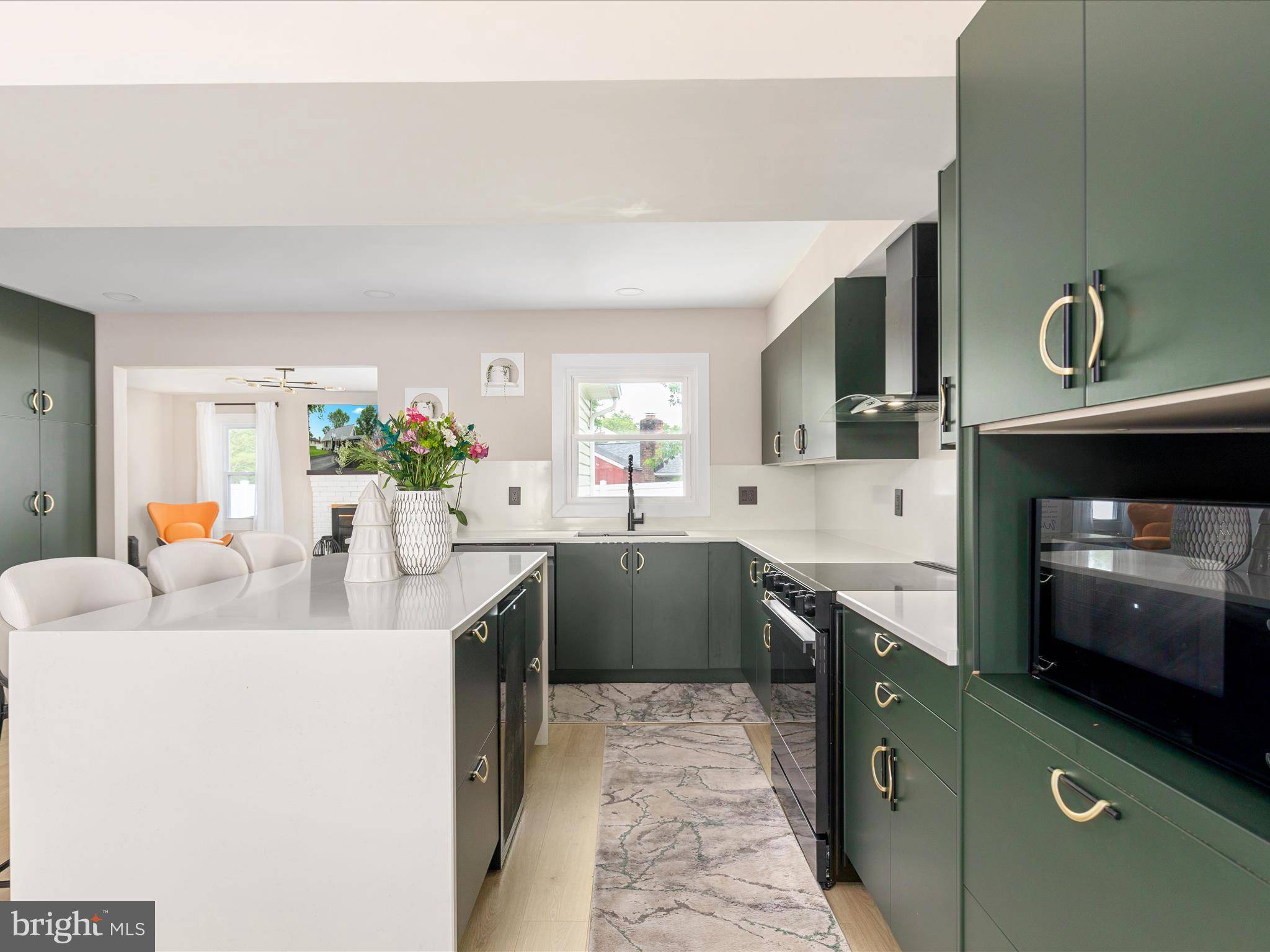 Fairfax, VA 22033,13222 PARSON LN