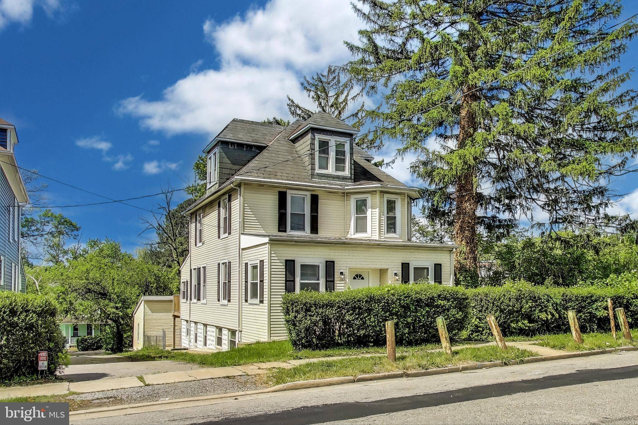 1 MAPLE AVE, Baltimore, MD 21206