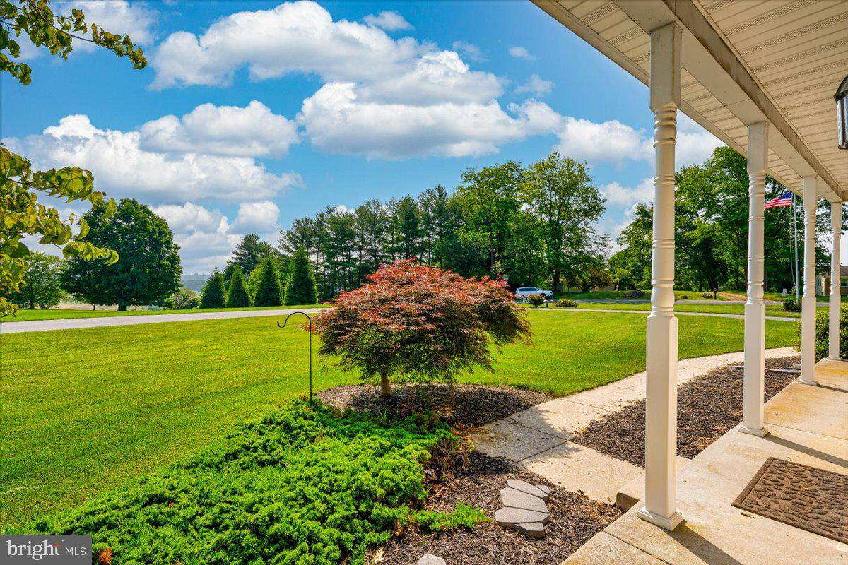Westminster, MD 21157,998 MOUNTAINEER CT