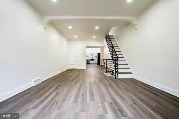 Philadelphia, PA 19145,2446 S WOODSTOCK ST