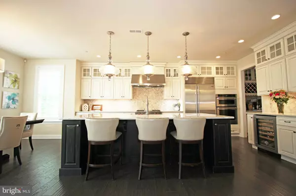 Newtown Square, PA 19073,405 PARK HILL LN