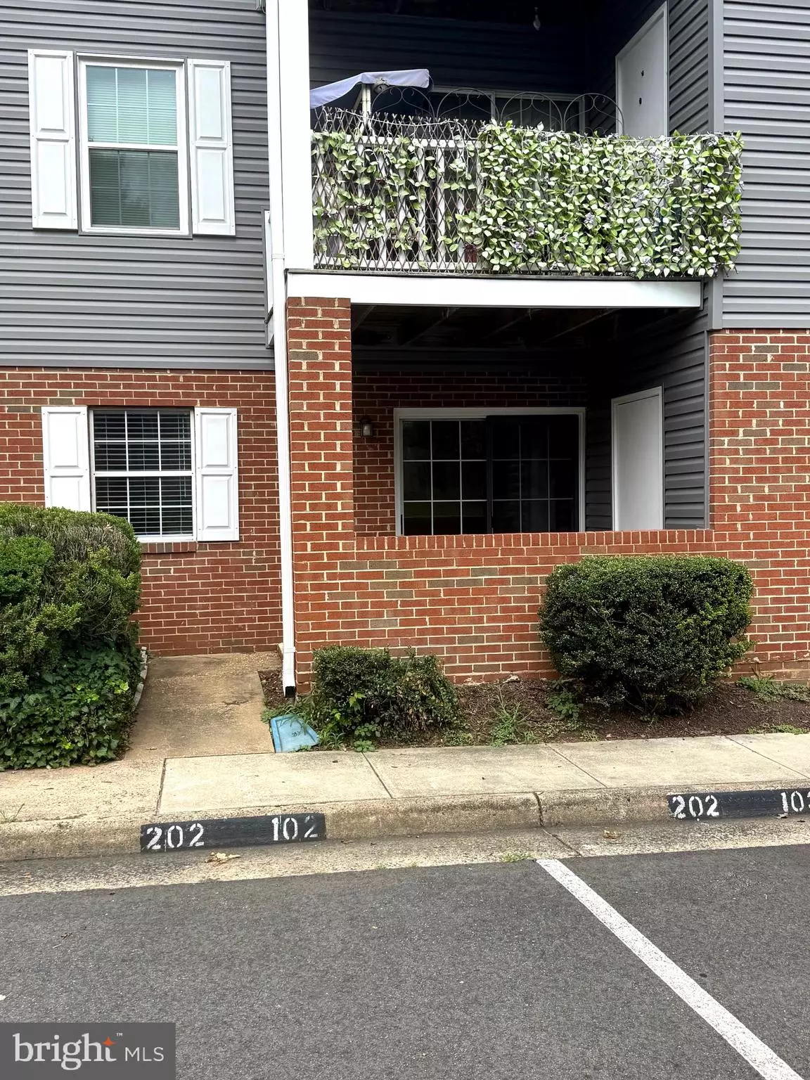 Stafford, VA 22556,202 GROSVENOR LN #72 ( APT. 3)