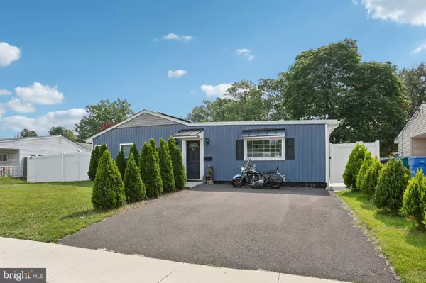 Levittown, PA 19055,40 OPENWOOD LN