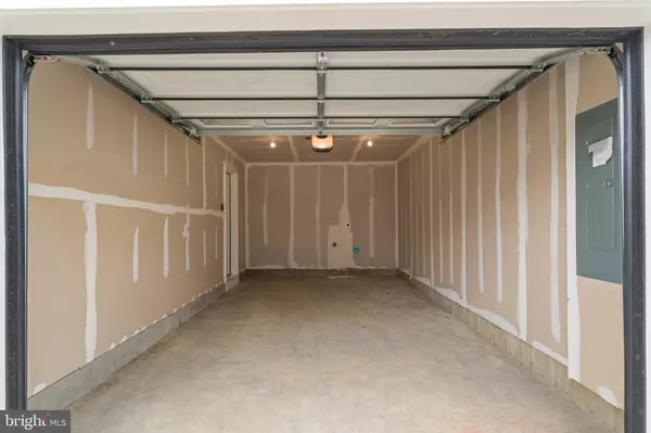 La Plata, MD 20646,468 STILL FEATHER AVE