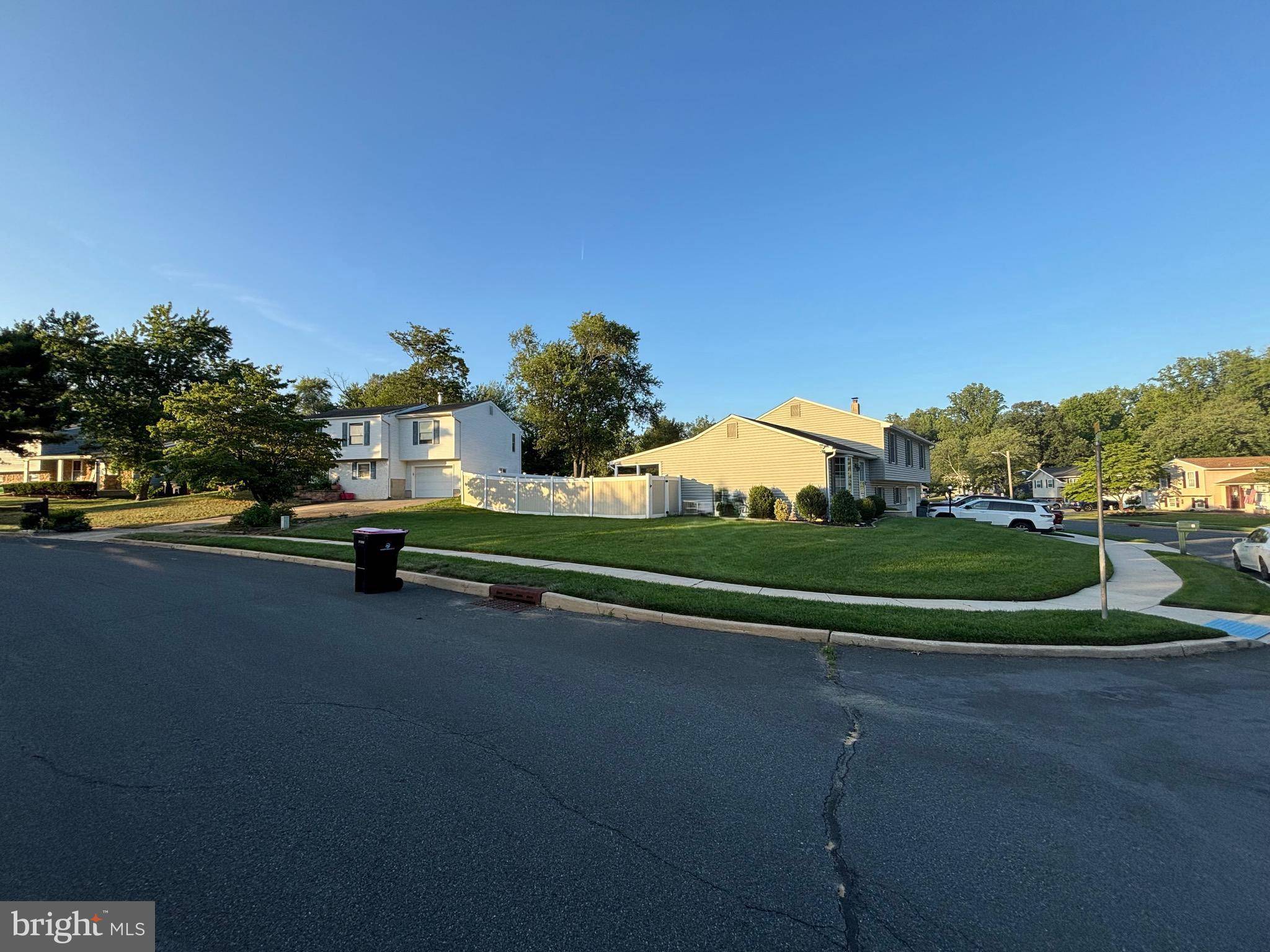 Sicklerville, NJ 08081,27 DUNLIN WAY