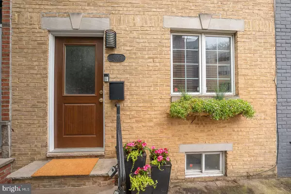 Philadelphia, PA 19146,2406 CATHARINE ST
