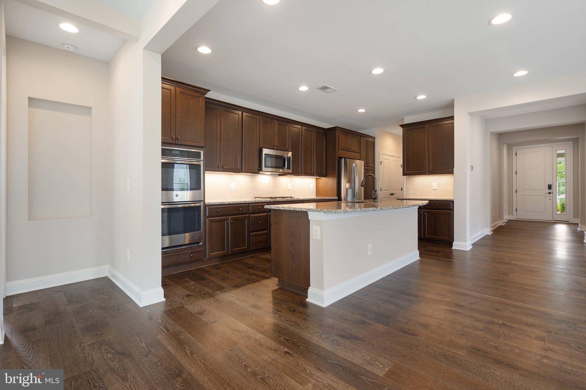 Lake Frederick, VA 22630,116 GROSBEAK CT