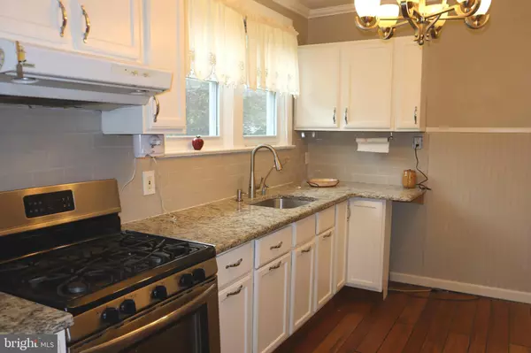 Palmyra, NJ 08065,814 MORGAN AVE
