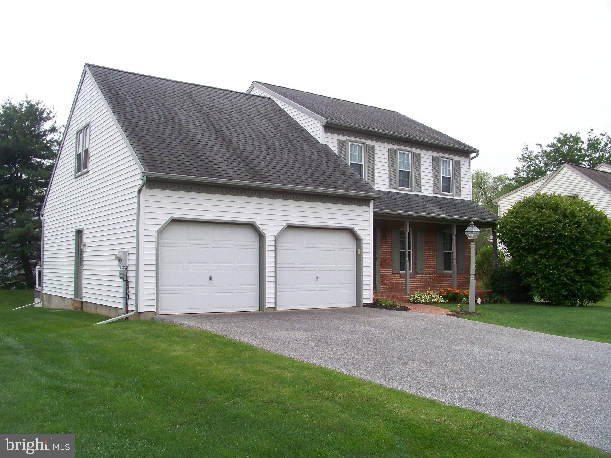 Lancaster, PA 17602,1830 KRYSTLE DR