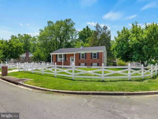 Clinton, MD 20735,9601 SMALL DR