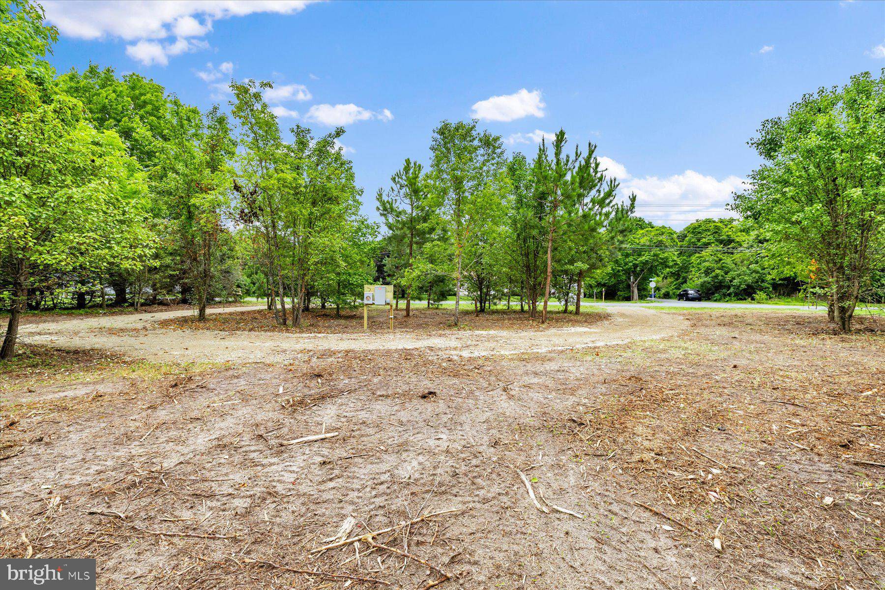 Millsboro, DE 19966,24374 BANKS RD