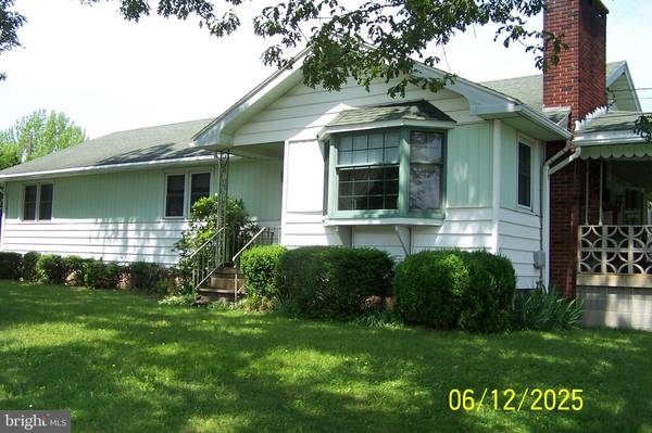 Tamaqua, PA 18252,262 CLAREMONT AVE