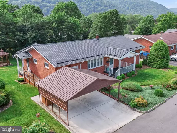 Keyser, WV 26726,1325 LYNMAR ST