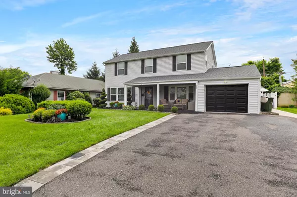 Willingboro, NJ 08046,20 PEBBLE LN