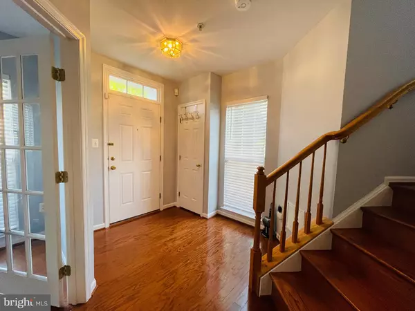 Gaithersburg, MD 20878,461 CLAYHALL ST