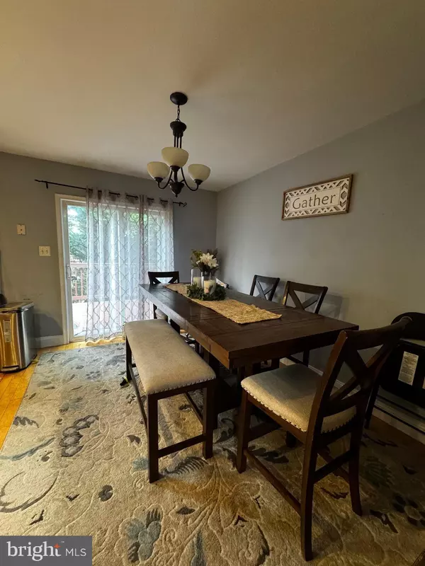 Gainesville, VA 20155,6813 AVALON ISLE WAY
