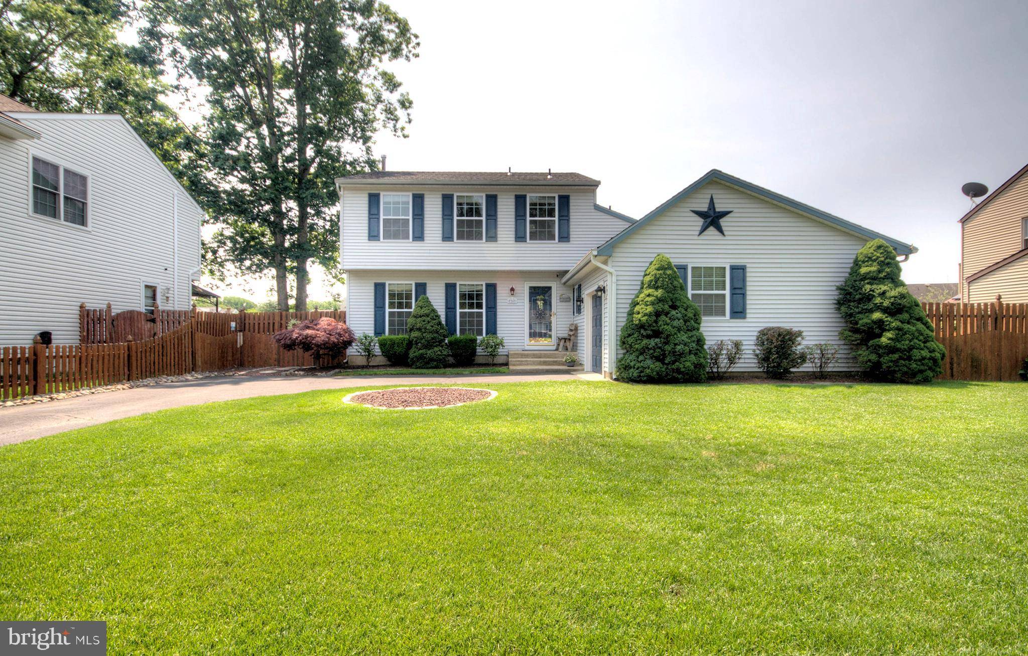 Sicklerville, NJ 08081,24 BREARLY DR