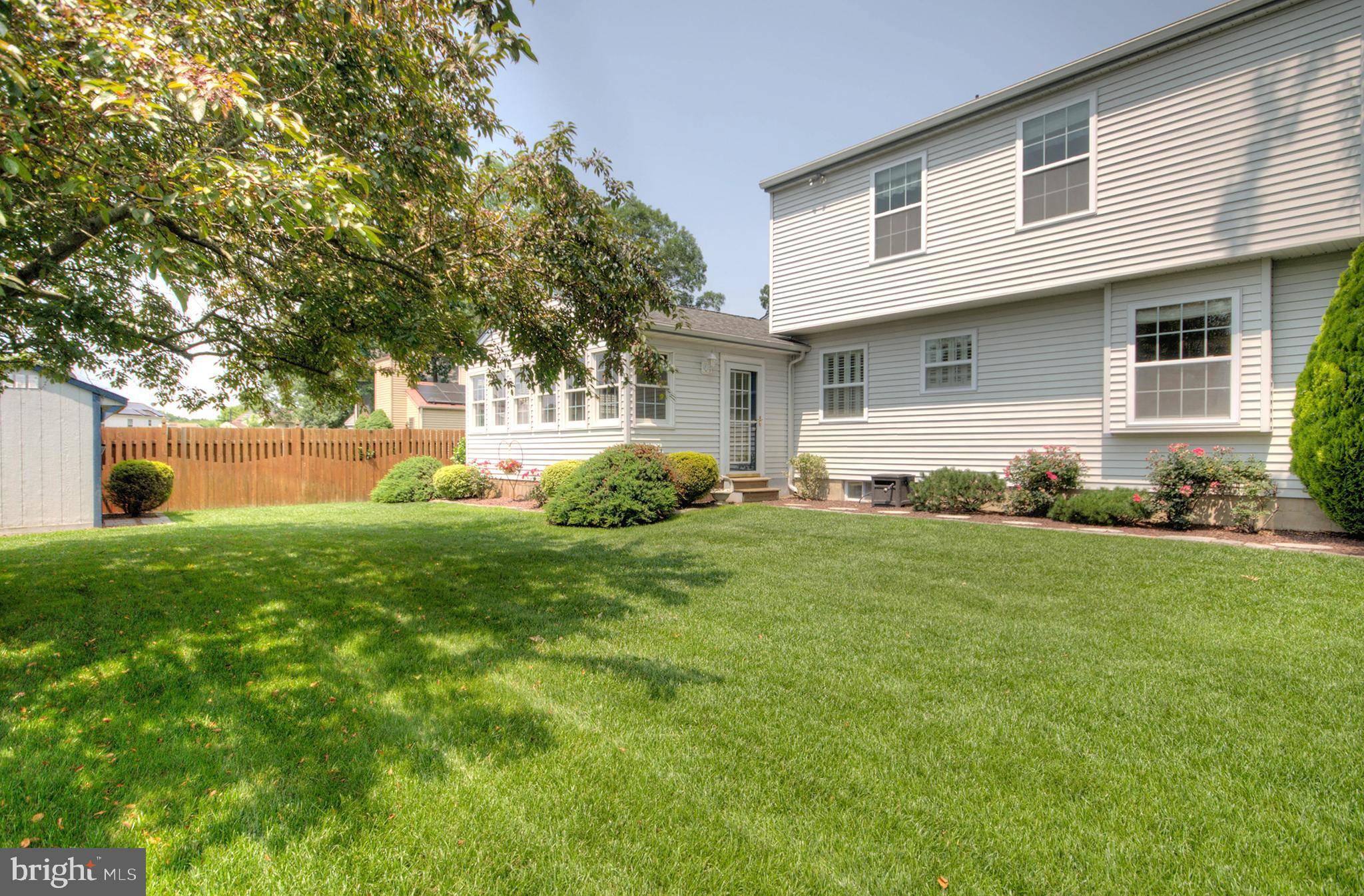 Sicklerville, NJ 08081,24 BREARLY DR