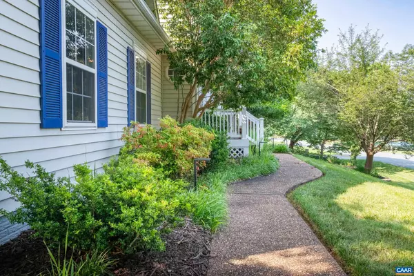Charlottesville, VA 22902,1500 HONEYSUCKLE LN