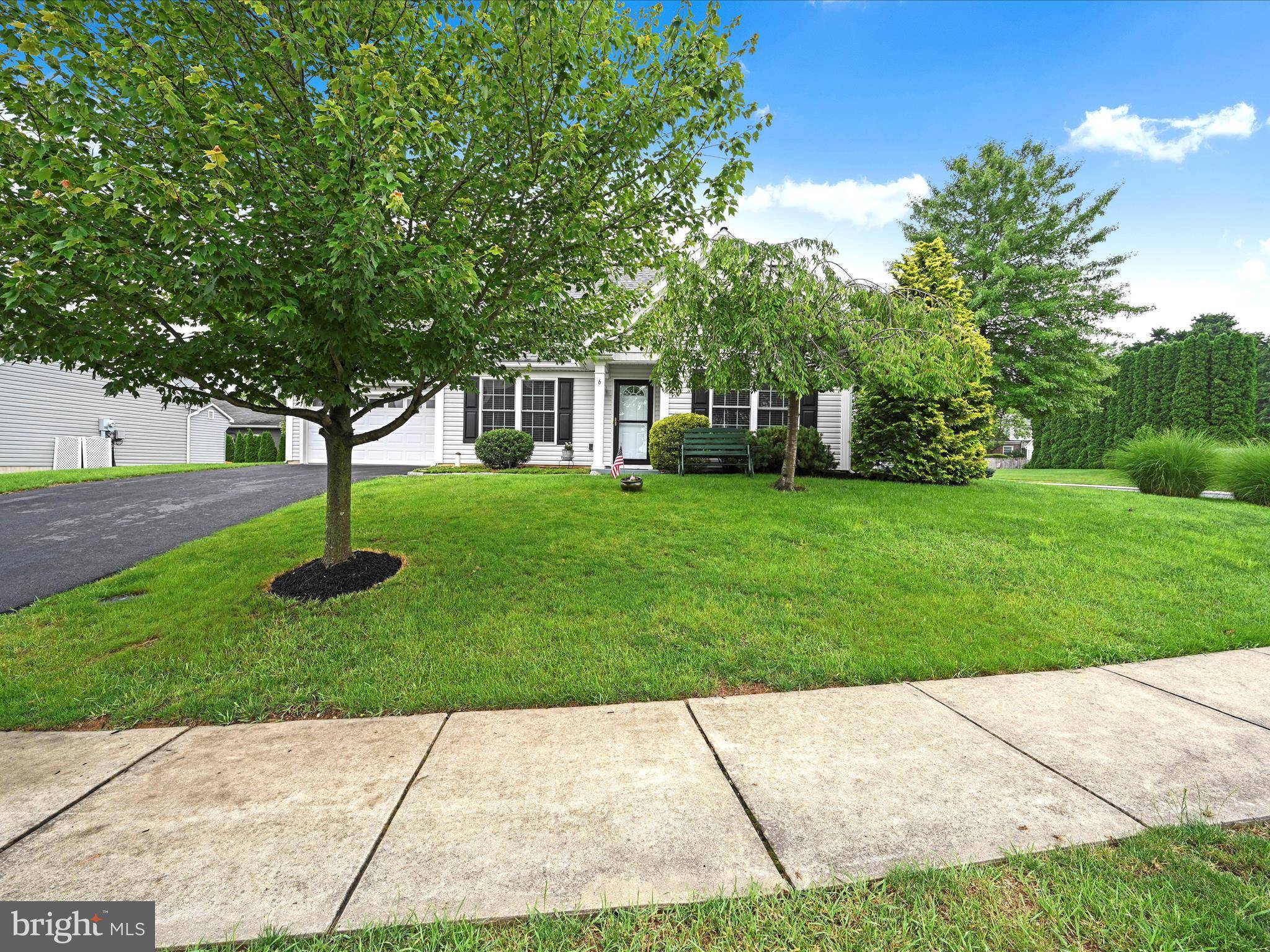 Ephrata, PA 17522,6 TRUMAN DR