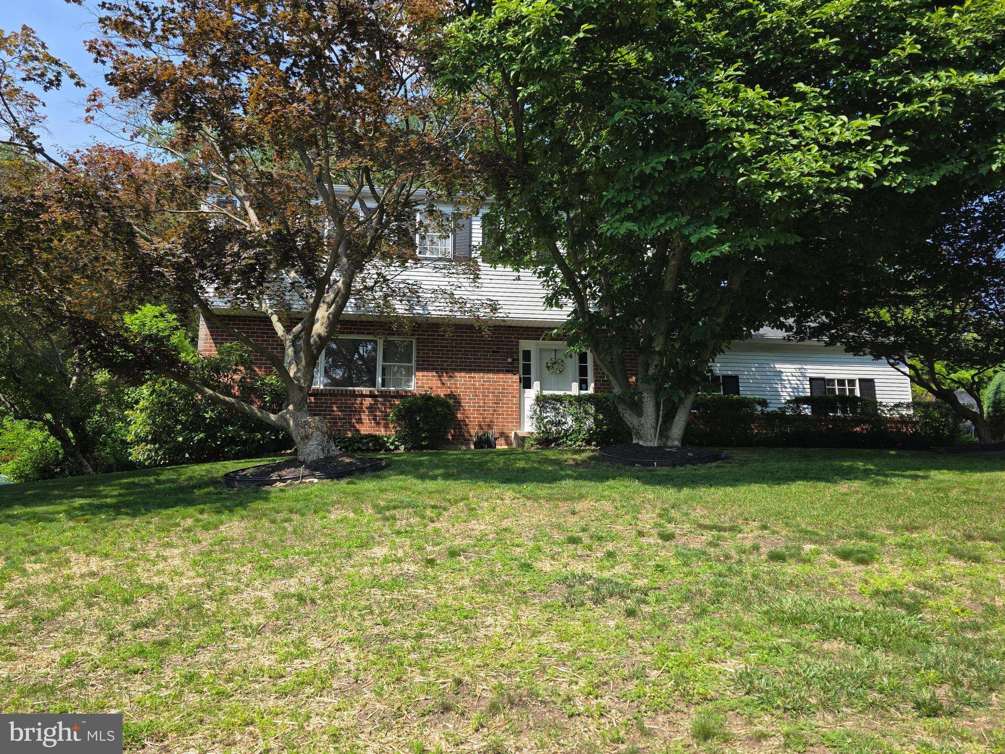 5 MARY ANNE DR, Brookhaven, PA 19015