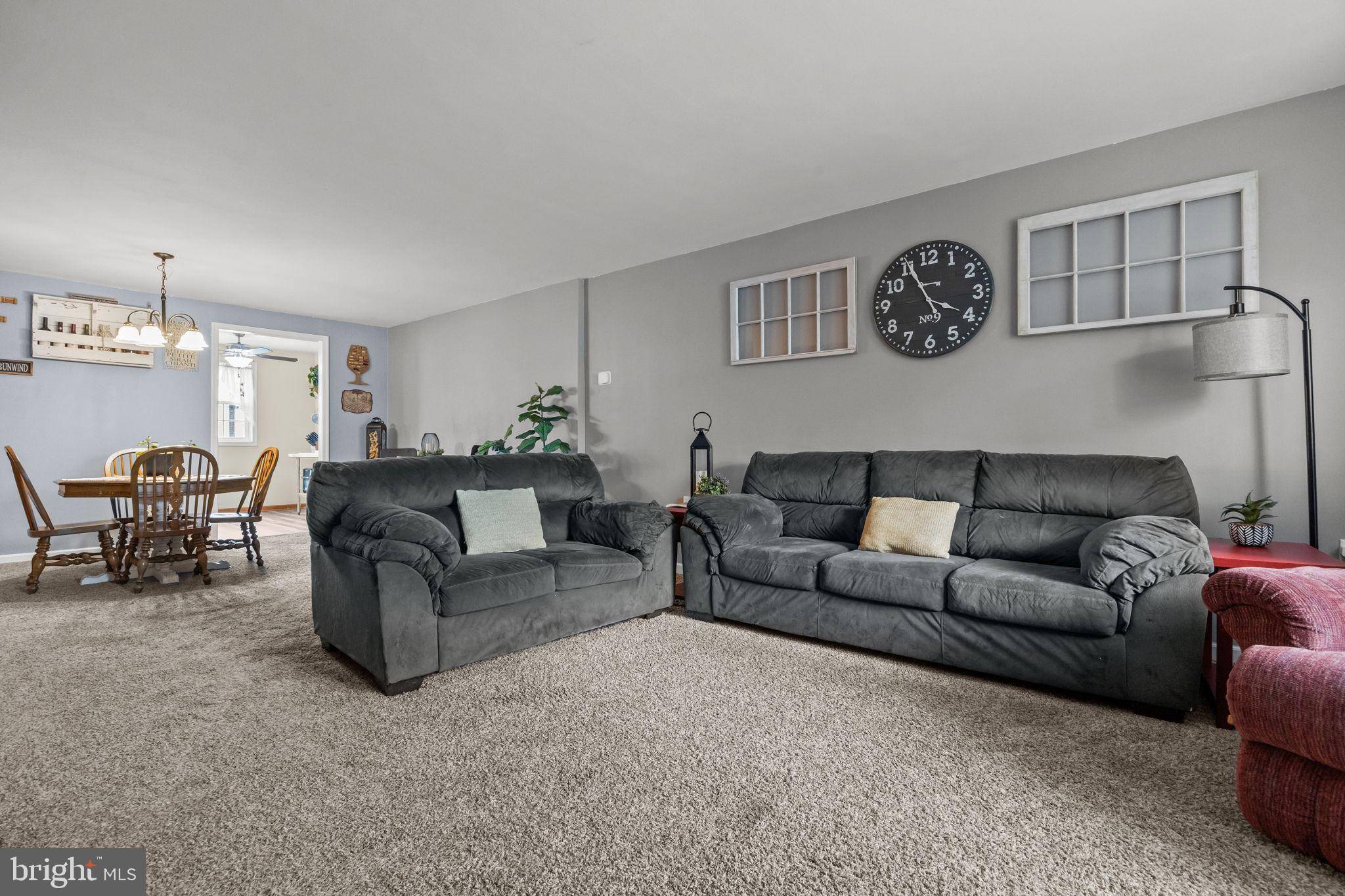 Philadelphia, PA 19154,10823 PERRIN RD