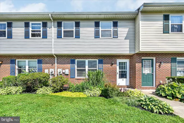 Manchester, PA 17345,13 PINE DR #13