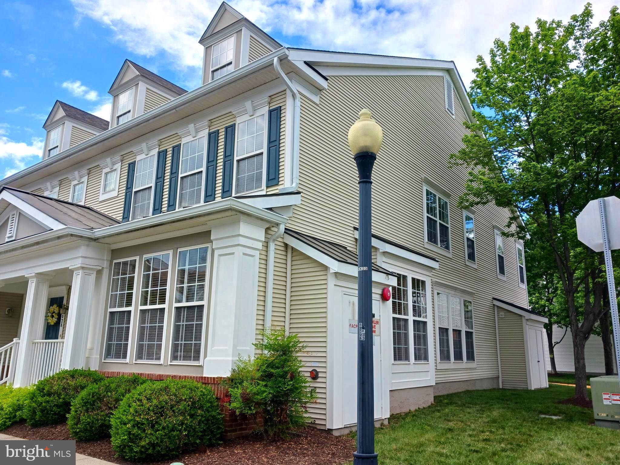 43030 OLD GALLIVAN TER, Ashburn, VA 20147