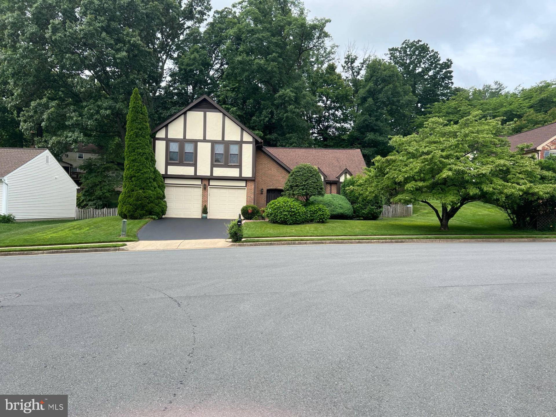 6012 BURNSIDE LANDING DR, Burke, VA 22015