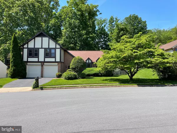 6012 BURNSIDE LANDING DR, Burke, VA 22015
